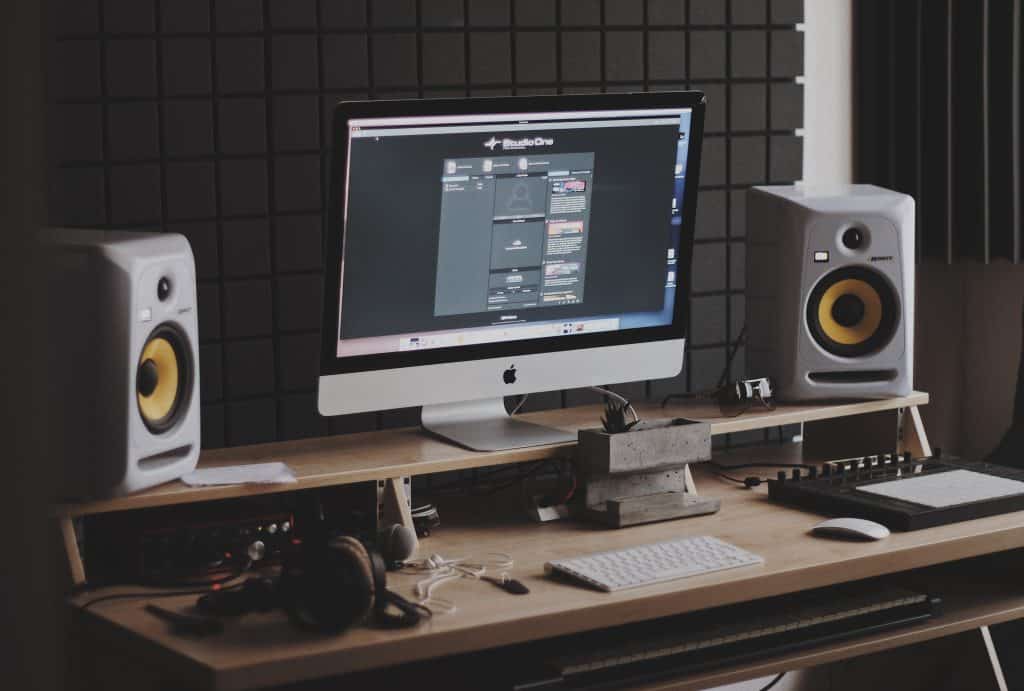 8 Best Studio Monitors Under 200 Dollar In 2020 Home Recordio